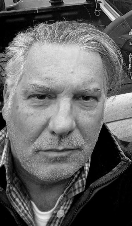 THOMAZ ALBORNOZ NEVES